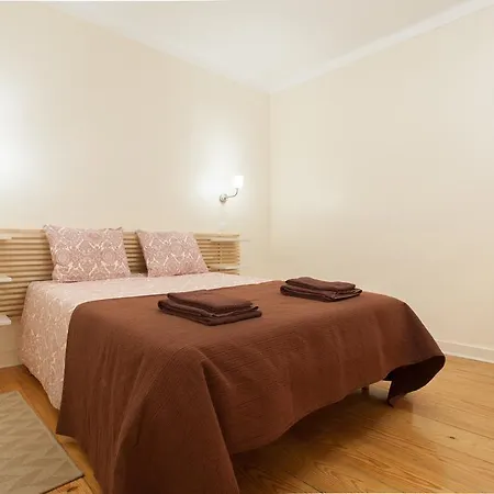 Feels Like Bairro Alto Typical Flat Appartamento Lisbona